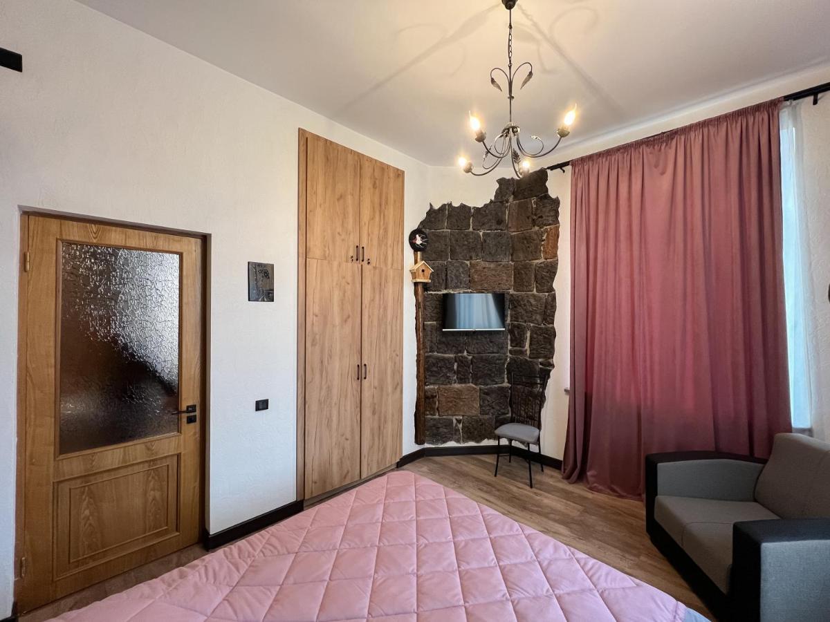 Aros Apartment Gyumri Extérieur photo